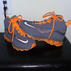 Nike Ken Griffey High-Tops